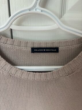 Brandy Melville Knit Crewneck Sweater in Light Pink Taupe - worn once